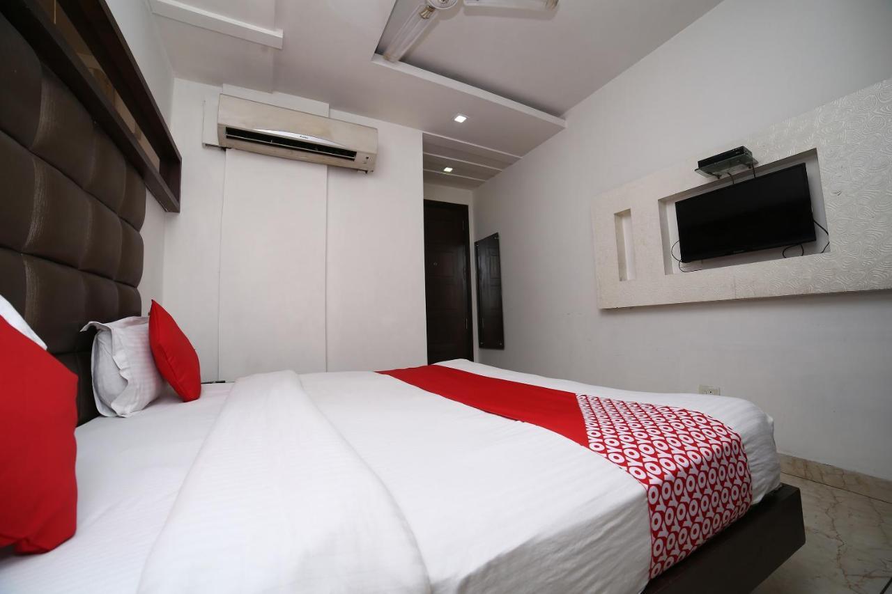Oyo 11150 Hotel Jmd Rooms New Delhi Exteriör bild