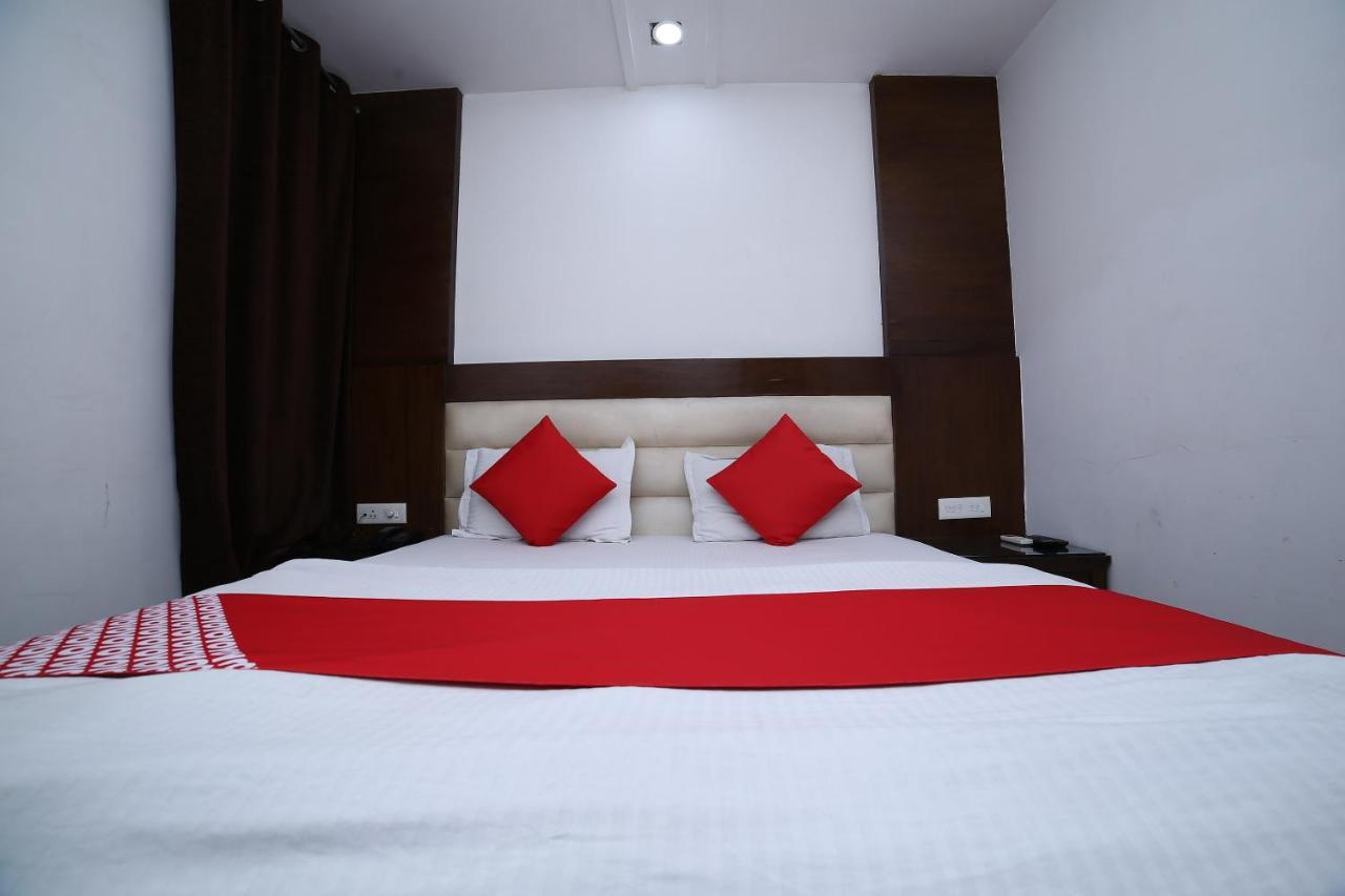 Oyo 11150 Hotel Jmd Rooms New Delhi Exteriör bild