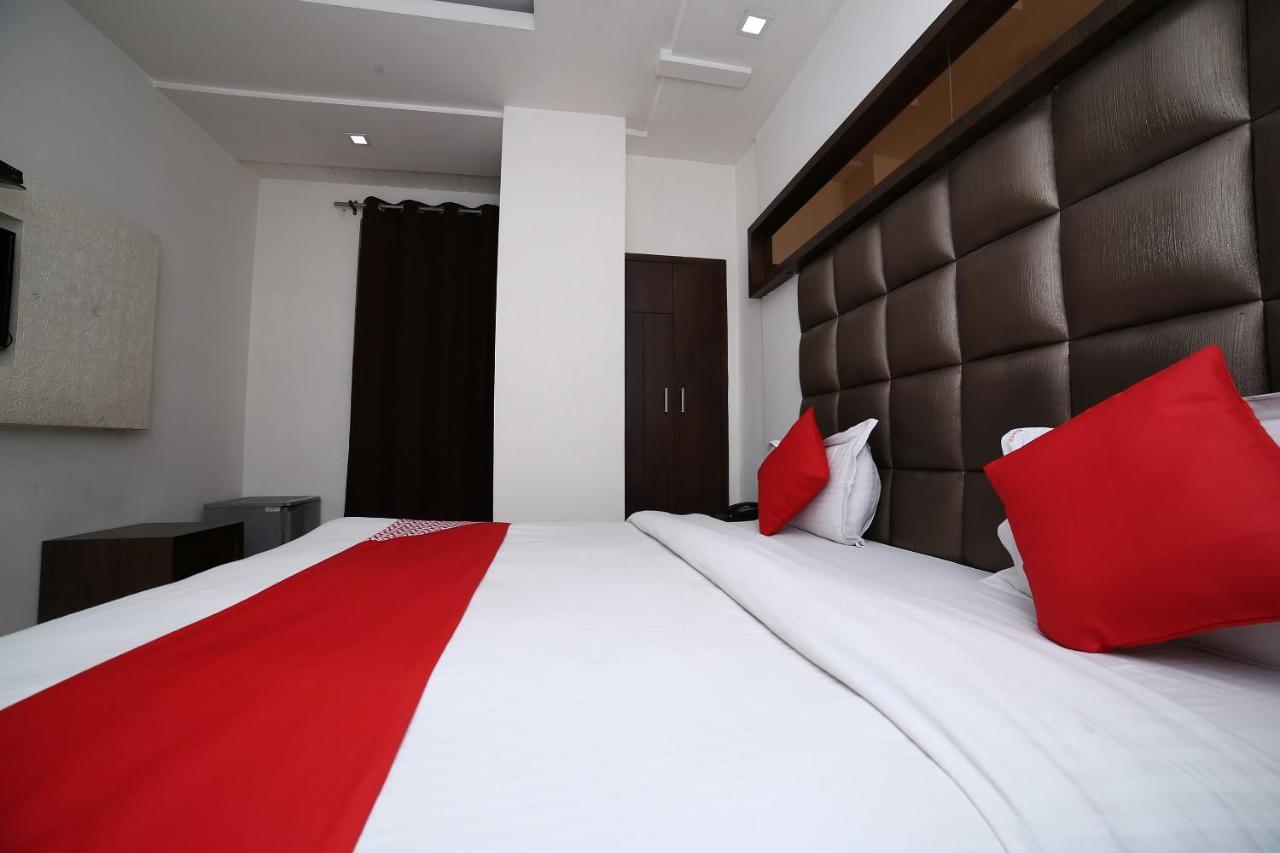 Oyo 11150 Hotel Jmd Rooms New Delhi Exteriör bild